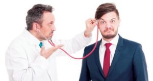 الغباء البشري الكارثة التي تهدد الوجود البشري