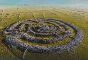 رجم الهري_لعنة طبريا